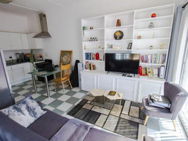 1 Bedroom Apartment in Blairgowrie