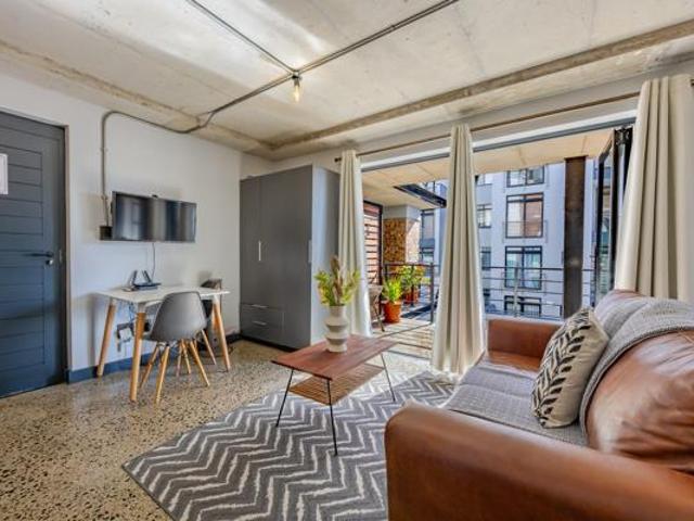 1 Bedroom Apartment in Bloubergstrand