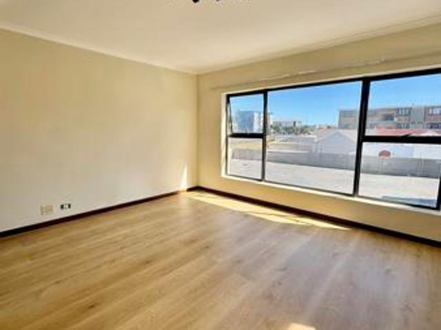 1 Bedroom Apartment in Bloubergrant