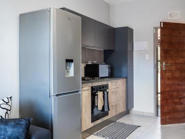 1 Bedroom Apartment in Blue Hills