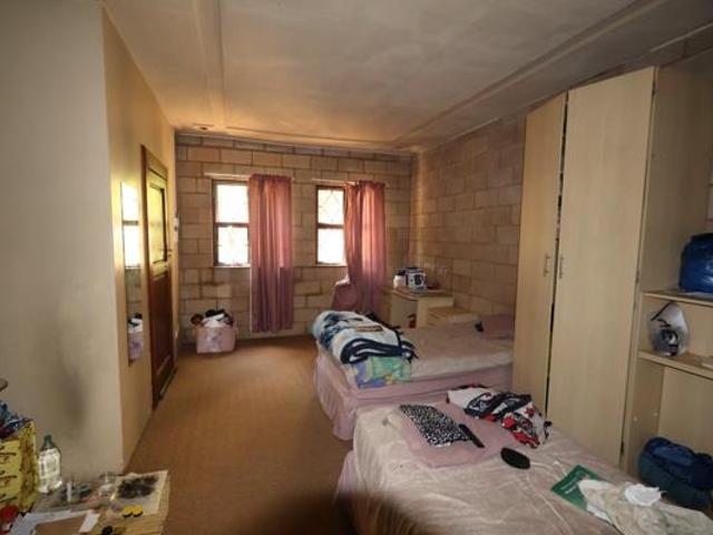 1 Bedroom Apartment in Brandwag