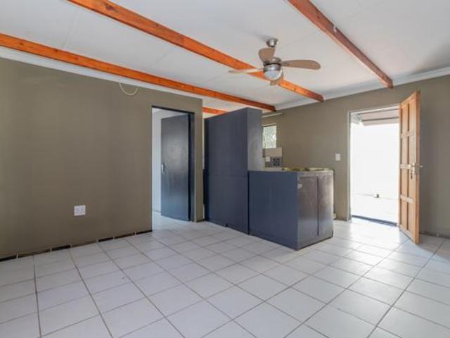 1 Bedroom Apartment in Brenthurst