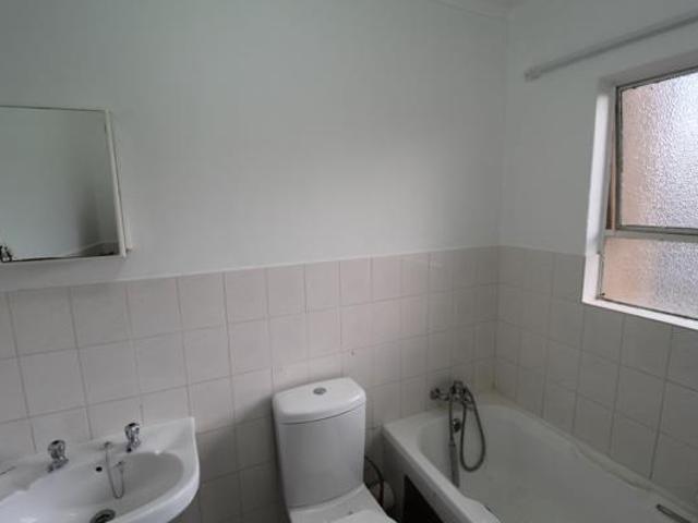 1 Bedroom Apartment in Bryanston