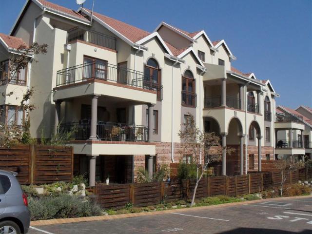 1 Bedroom Apartment in Bryanston