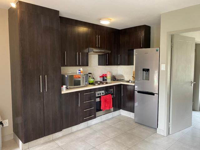 1 Bedroom Apartment in Bryanston