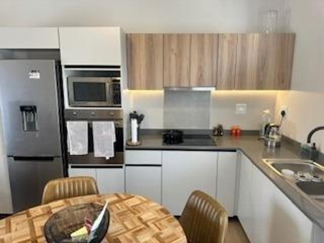 1 Bedroom Apartment in Bryanston