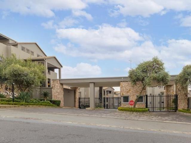 1 Bedroom Apartment in Bryanston