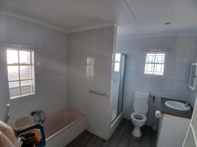 1 Bedroom Apartment in Campher Park