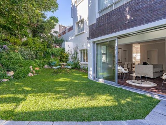 1 Bedroom Apartment in Camps Bay