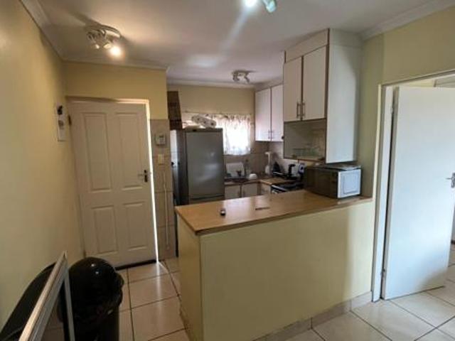 1 Bedroom Apartment in Caversham Glen