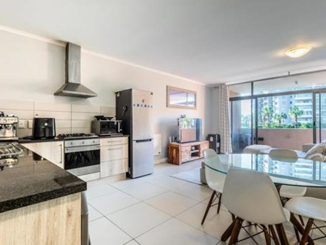 1 Bedroom Apartment in Century City