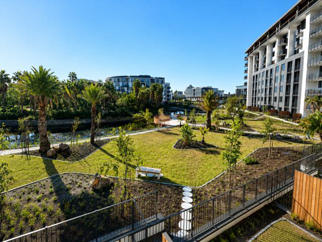 1 Bedroom Apartment in Century City