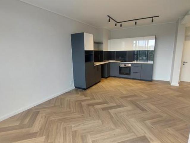 1 Bedroom Apartment in Century City