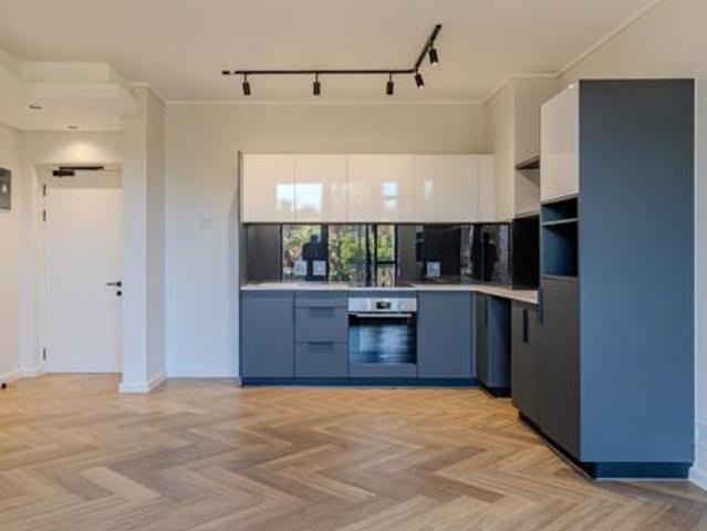 1 Bedroom Apartment in Century City