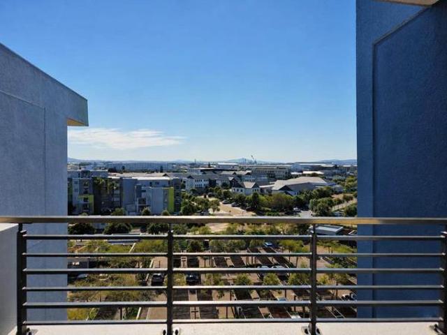 1 Bedroom Apartment in Century City