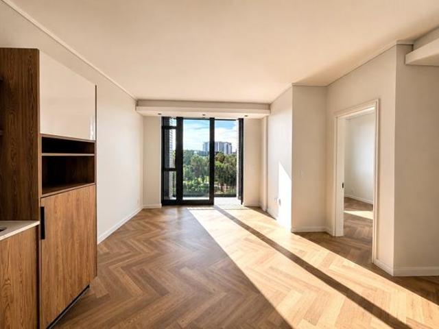 1 Bedroom Apartment in Century City