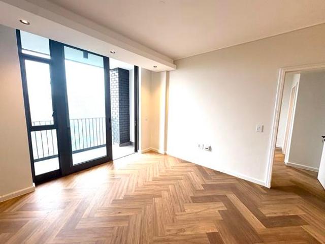 1 Bedroom Apartment in Century City