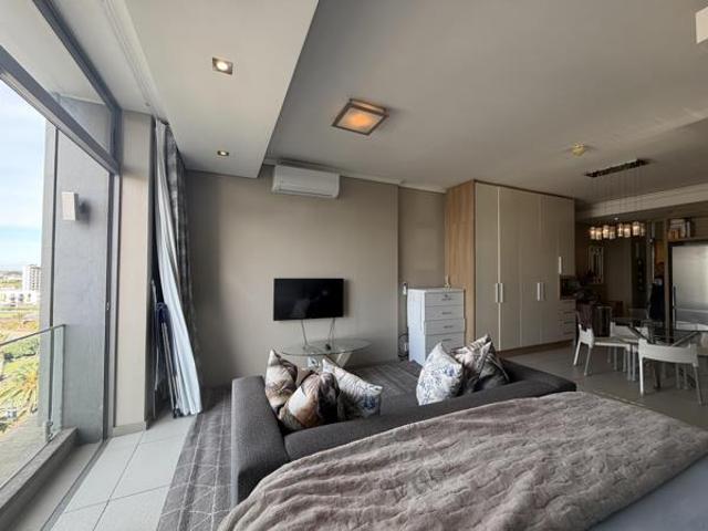 1 Bedroom Apartment in Century City