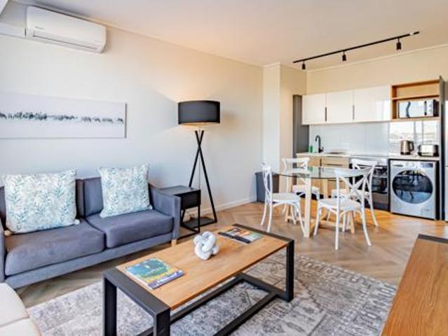 1 Bedroom Apartment in Century City