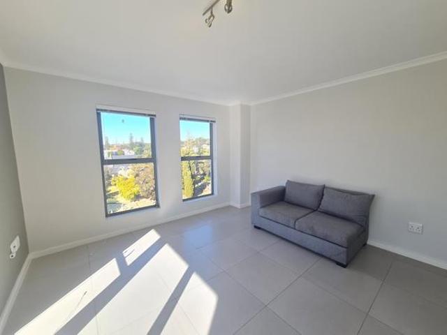 1 Bedroom Apartment in Claremont