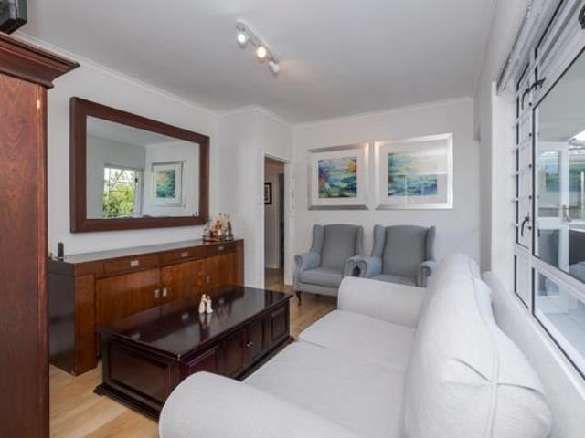 1 Bedroom Apartment in Claremont