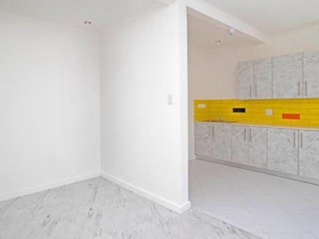 1 Bedroom Apartment in Claremont