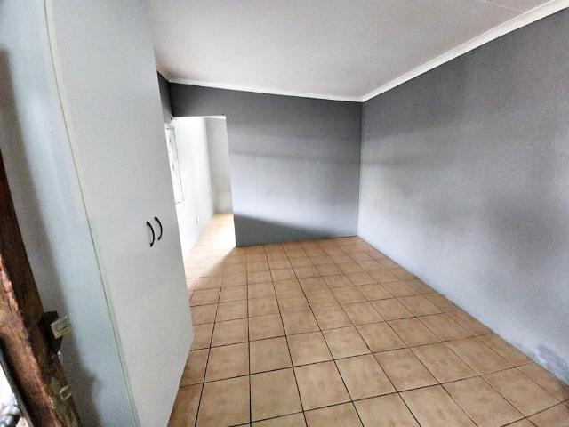 1 Bedroom Apartment in Comet