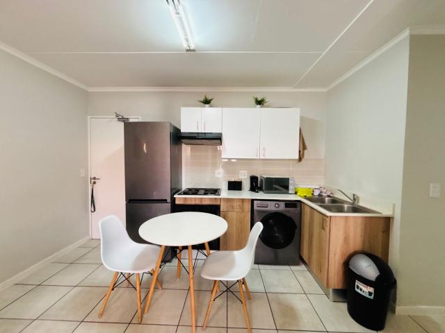 1 Bedroom Apartment in Comet
