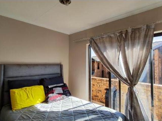 1 Bedroom Apartment in Comet
