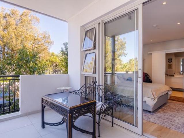 1 Bedroom Apartment in Constantia