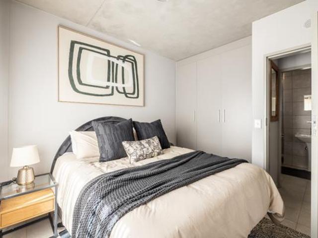 1 Bedroom Apartment in Cosmo City