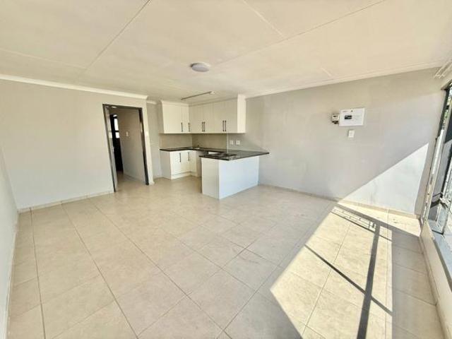 1 Bedroom Apartment in Cosmosrand
