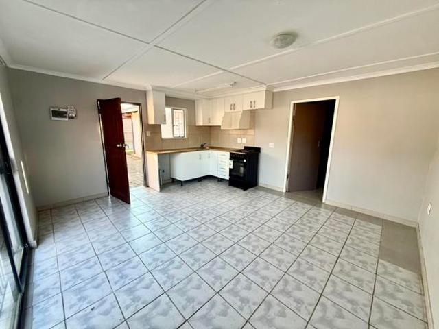 1 Bedroom Apartment in Cosmosrand
