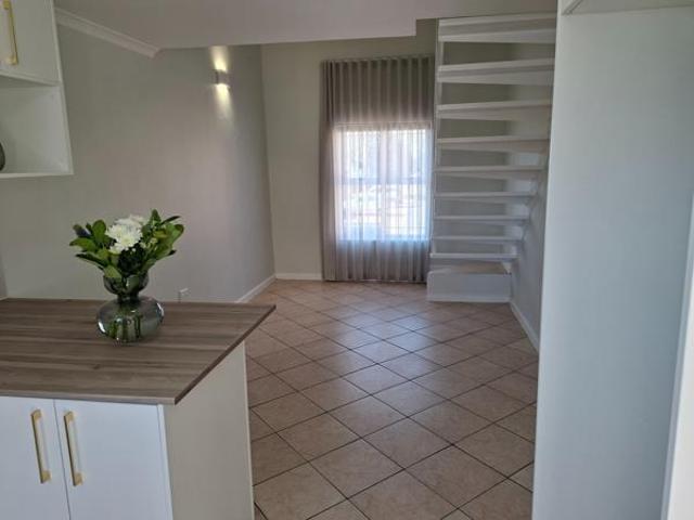 1 Bedroom Apartment in Durbanville Central
