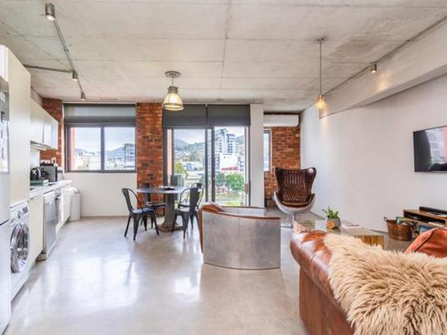 1 Bedroom Apartment in De Waterkant