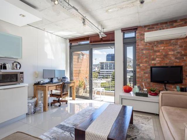 1 Bedroom Apartment in De Waterkant