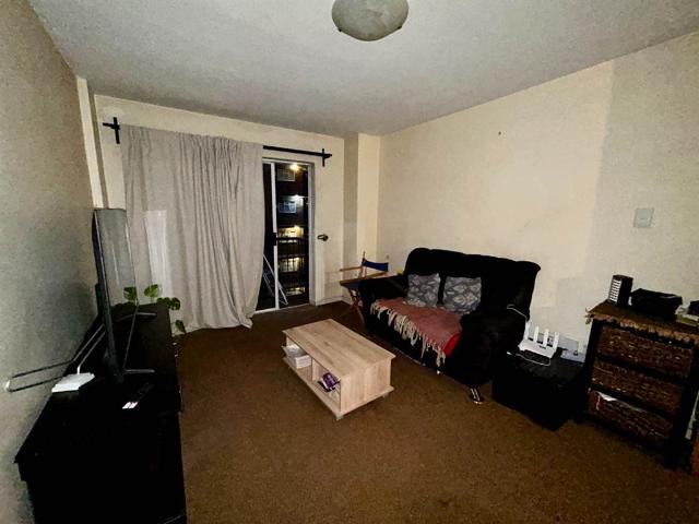 1 Bedroom Apartment in Die Hoewes