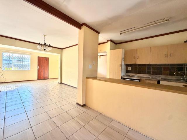 1 Bedroom Apartment in Die Hoewes