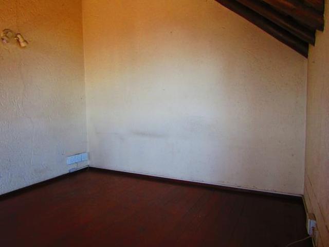 1 Bedroom Apartment in Douglasdale