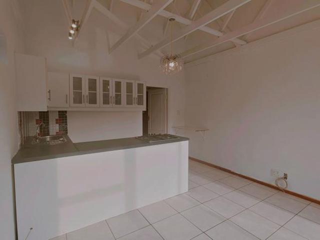 1 Bedroom Apartment in Edgemead