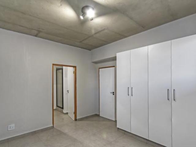1 Bedroom Apartment in Edenburg