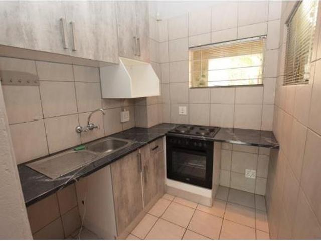 1 Bedroom Apartment in Edenburg