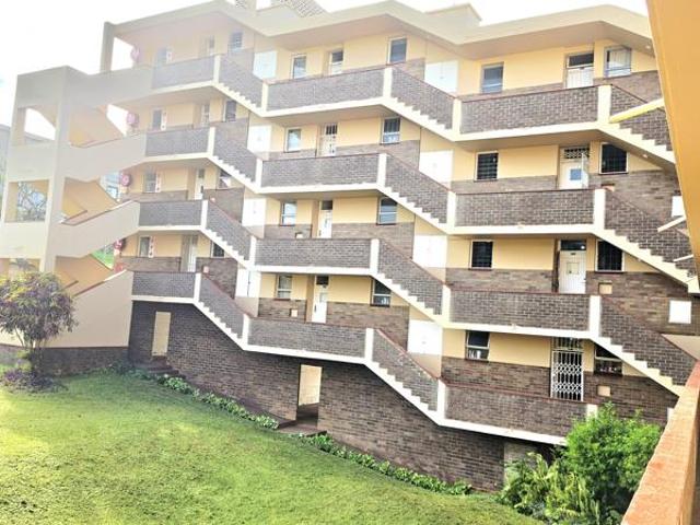 1 Bedroom Apartment in Empangeni Central