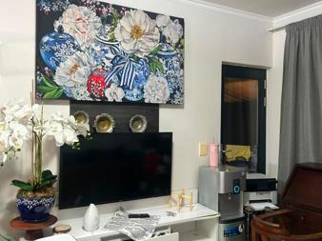 1 Bedroom Apartment in Equestria