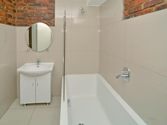 1 Bedroom Apartment in Ferndale
