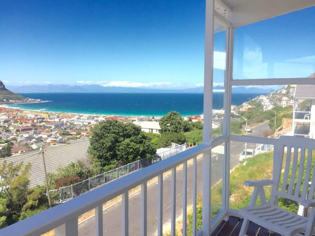 1 Bedroom Apartment in Fish Hoek