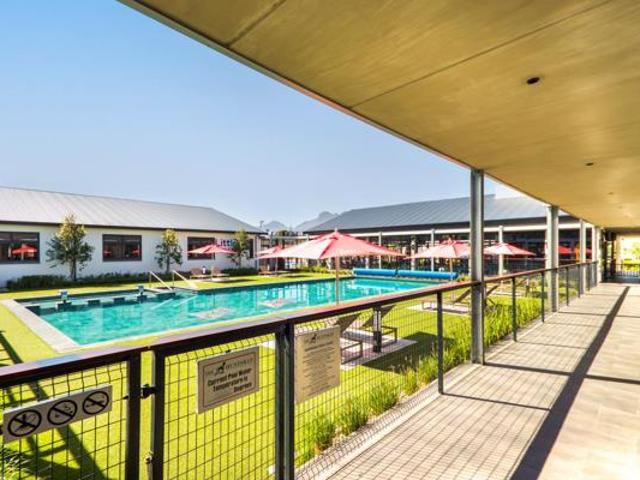 1 Bedroom Apartment in Firgrove