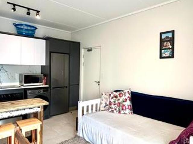 1 Bedroom Apartment in Firgrove
