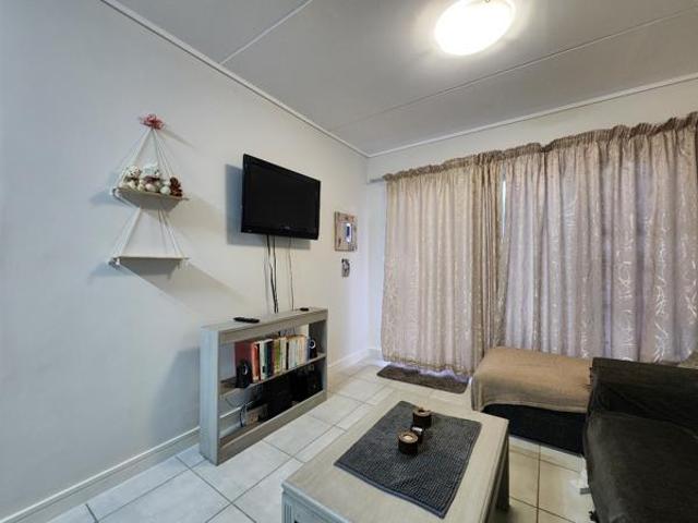 1 Bedroom Apartment in Firlands