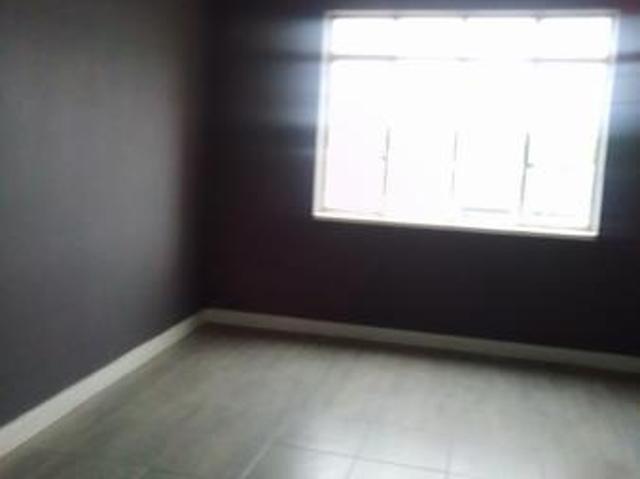 1 Bedroom Apartment in Florida Glen